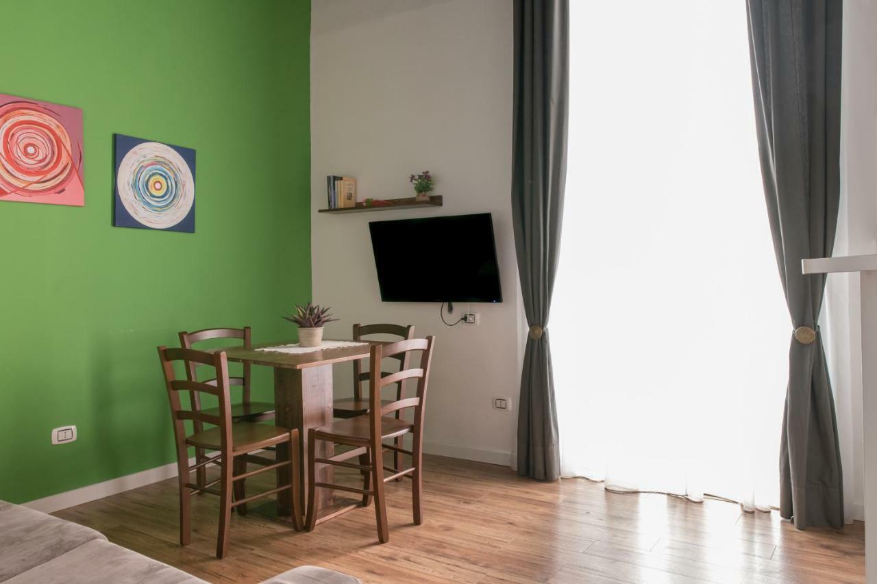 Apartamento Sleep & Zupp Casa Olimpia Nápoles Exterior foto